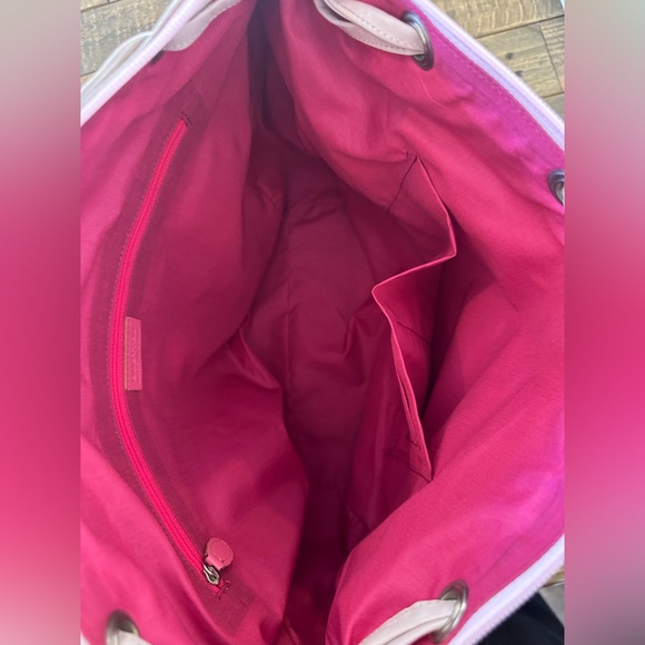 Gustto Large Light Pink Leather Bag Made in Spain - Picture 6 of 7